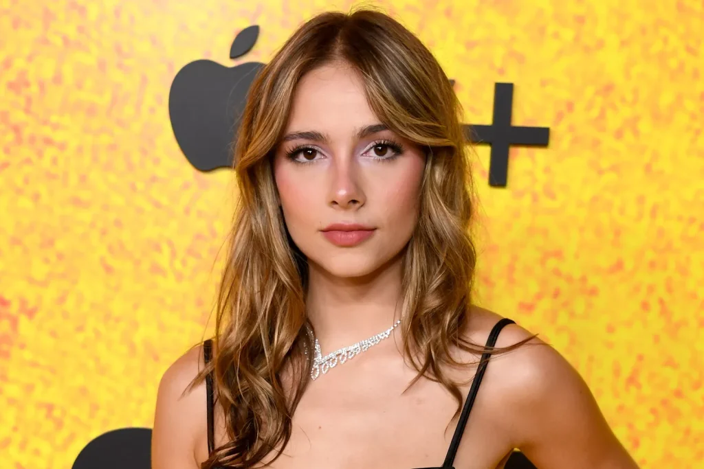 Starul din General Hospital, Haley Pullos, se preda la 90 de zile de inchisoare pentru accidentul de conducere sub influenta alcoolului